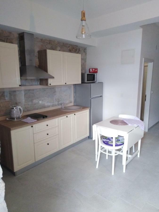Apartment Iris Драшніце Екстер'єр фото